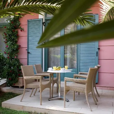 Apartahotel Anemolia Pondi 3*